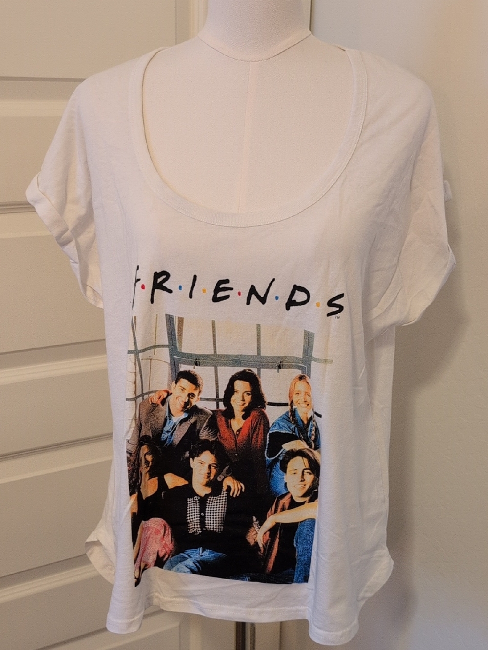 FRIENDS Scoop Neck Graphic Tee High Low White Size 14W